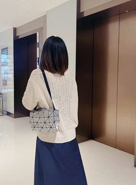 日本经典菱格枕头包单肩斜挎手提腋下盒子包女士包包休闲时尚百搭