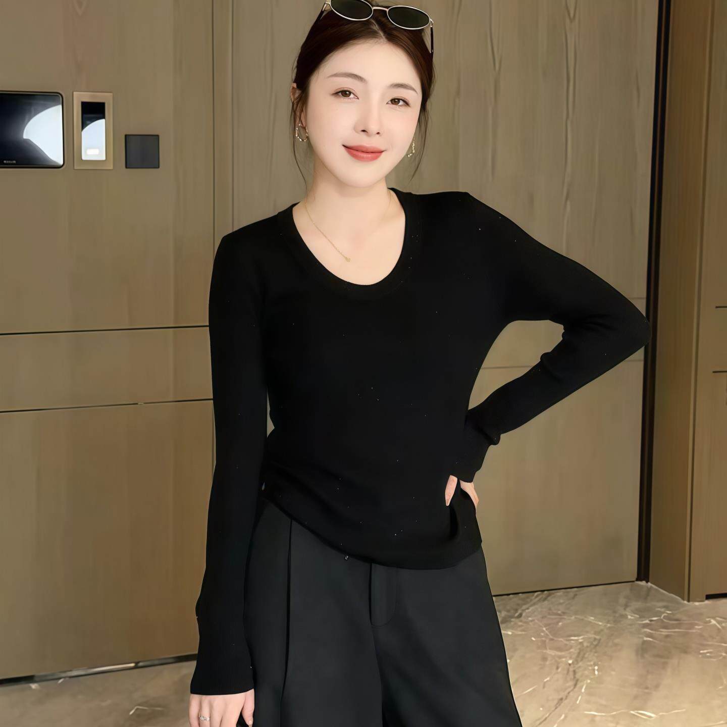 JOYIASS烫钻高领打底T恤女2025新款秋季亲肤透气长袖套头内搭修身