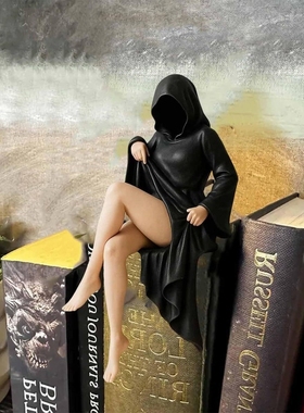 万圣节神秘黑袍女王手办雕像暗黑风格摆件家居卧室桌面书架装饰品