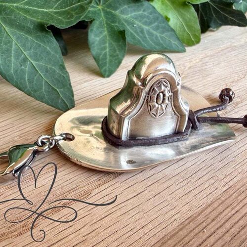 新品Handmade CowboyHat Pendant手工制作牛仔帽创意复古吊坠