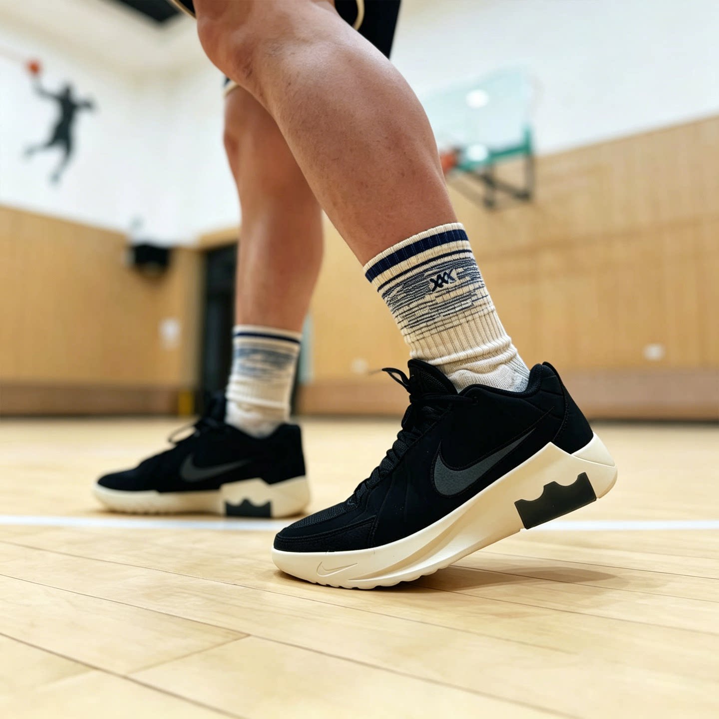 Nike LEBRON WITNESS IX EP 詹姆斯实战篮球鞋 男款 HQ8035-001