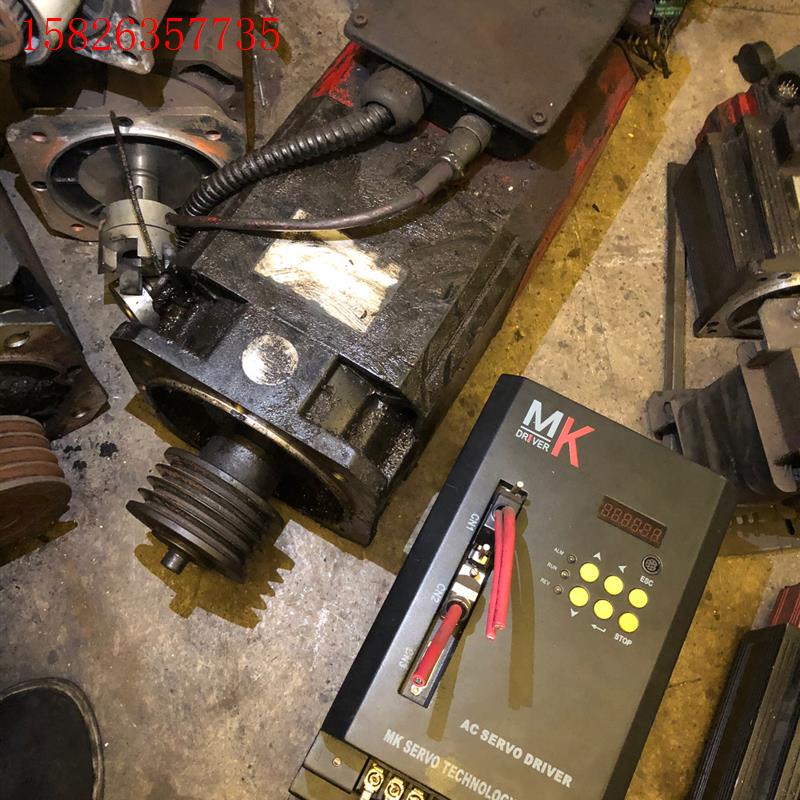 MK埃姆克5.5Kw伺服主轴驱动器SD-S4T5P5G-S0(议价)