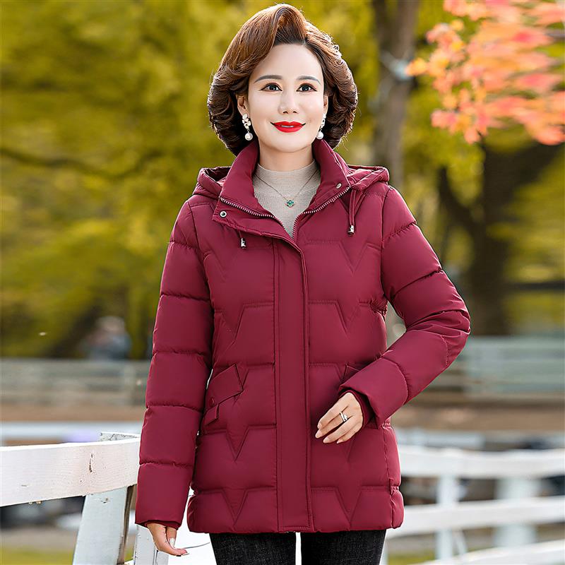 新款中老年妈妈冬装羽绒棉衣短款棉袄女加厚加肥加大洋气棉服外套