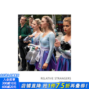 【预售】相对陌生人 Relative Strangers 原版英文摄影作品集 正版进口书
