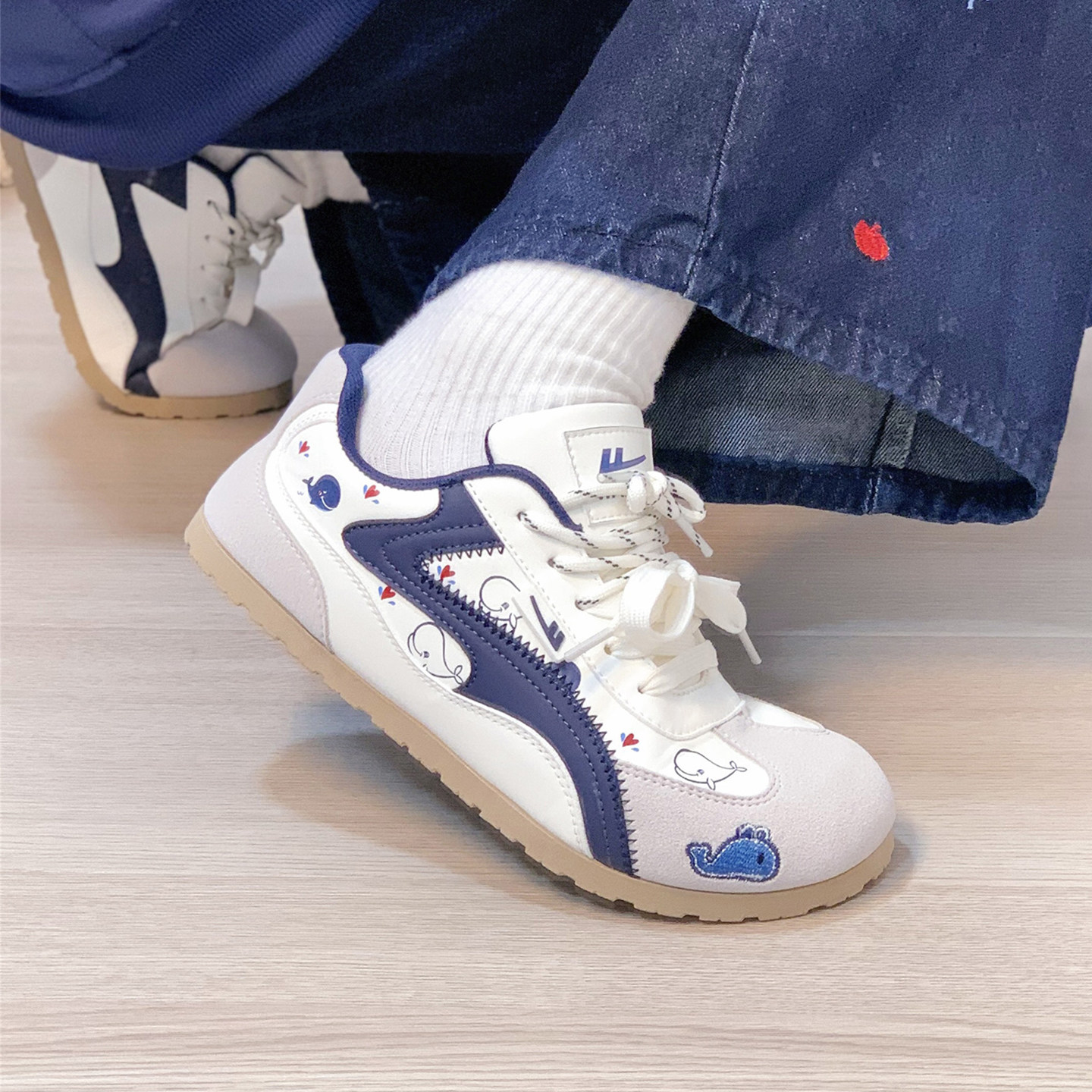 回力卡通刺绣德训鞋女冬季新款百搭休闲鞋小众原创女鞋阿甘运动鞋,女鞋,德训鞋,淘宝优惠券,粉丝福利购,淘宝优惠卷