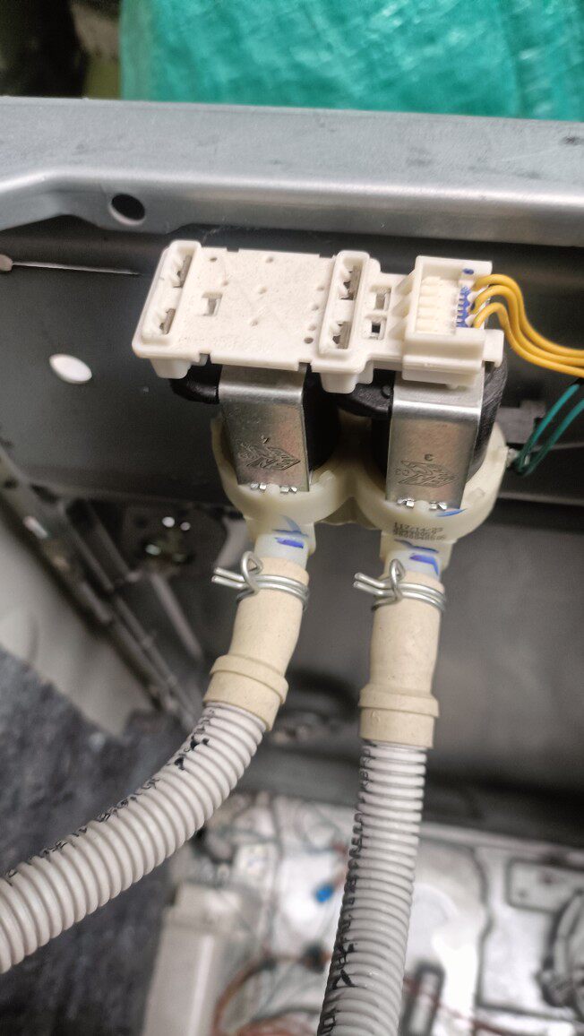 适用于西门子iQ500滚筒洗衣机WM12S3600W原装进水阀流量计电磁阀