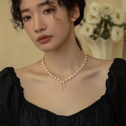 珍珠锁骨链女小众项链轻奢