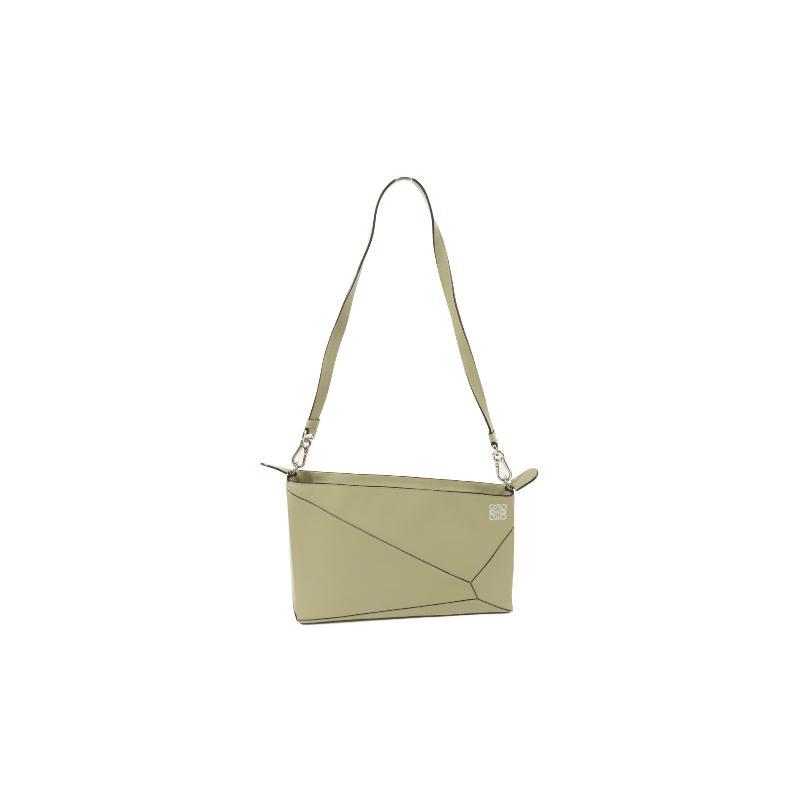 中古Loewe罗意威单肩包