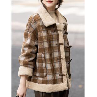 JOYIASS格子羊羔毛皮毛一体外套女冬装加绒加厚小个子宽松牛角扣