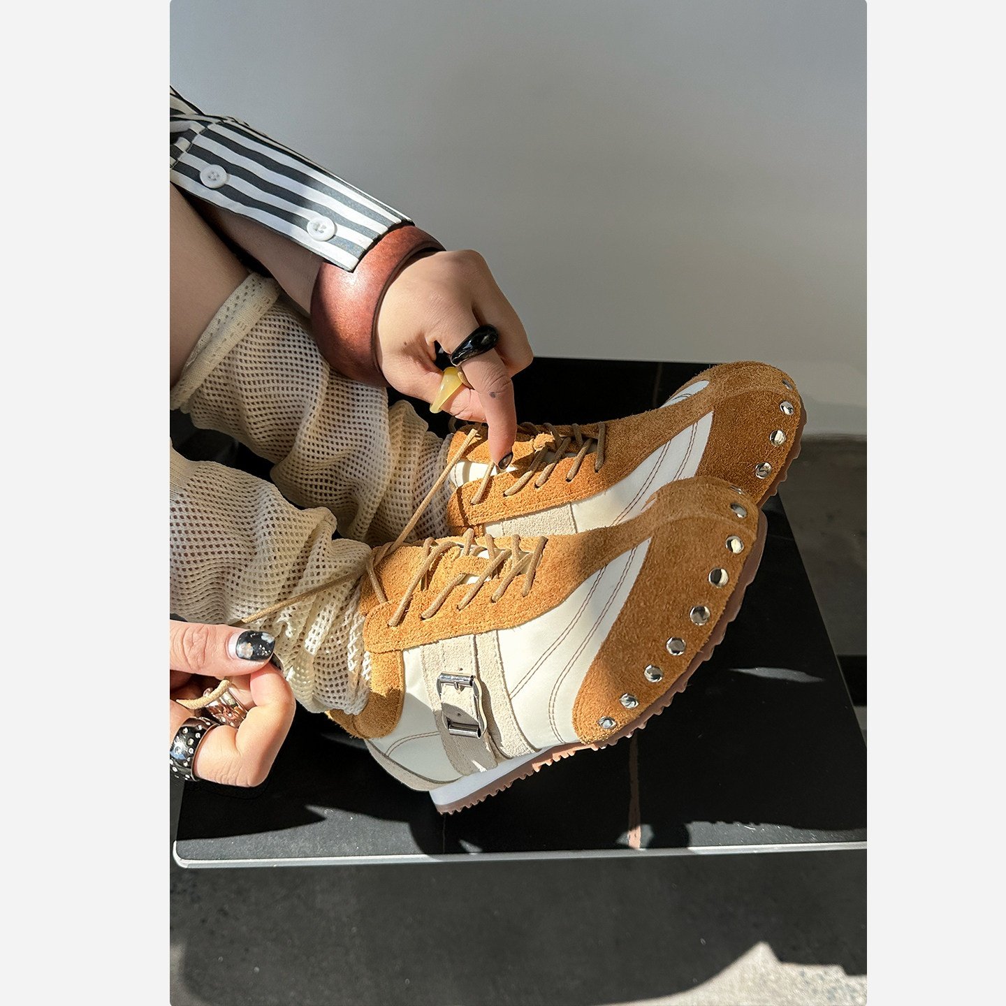 时尚薄底铆钉德训鞋女2026年新款系带百搭运动休闲鞋轻便阿甘鞋潮,女鞋,德训鞋,淘宝优惠券,粉丝福利购,淘宝优惠卷