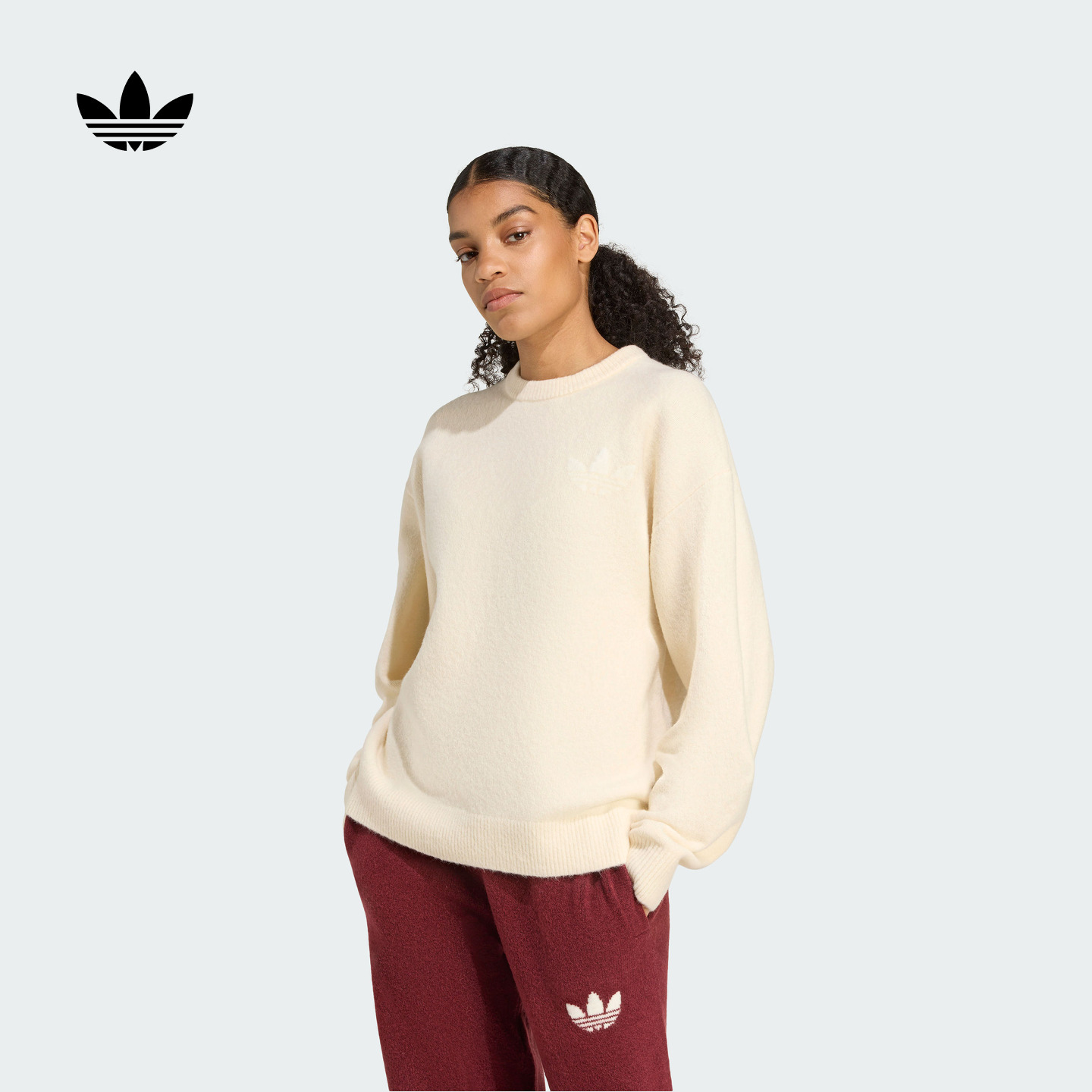 阿迪达斯三叶草女子卫衣