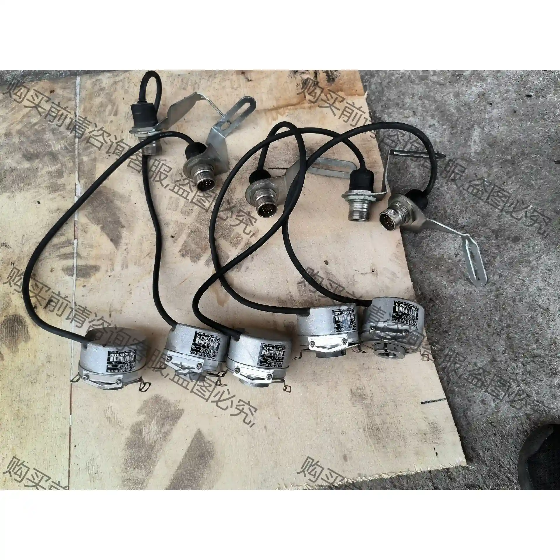 ern430 2048 80s12-03编码器，电机上拆的， 议价再拍 拆机件