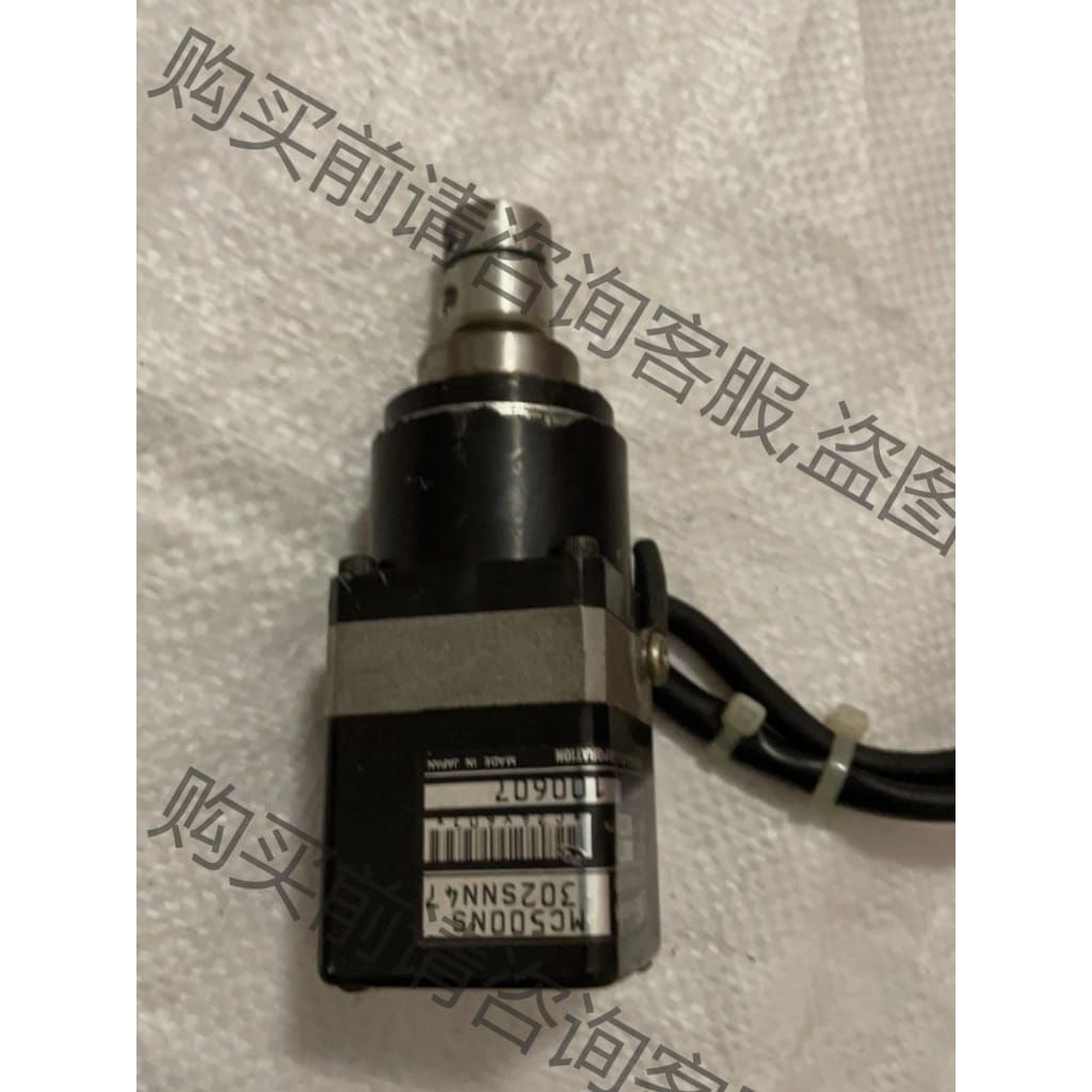 功能正常议价 日本山洋50W3000转交流伺服电机/MC500NS302S
