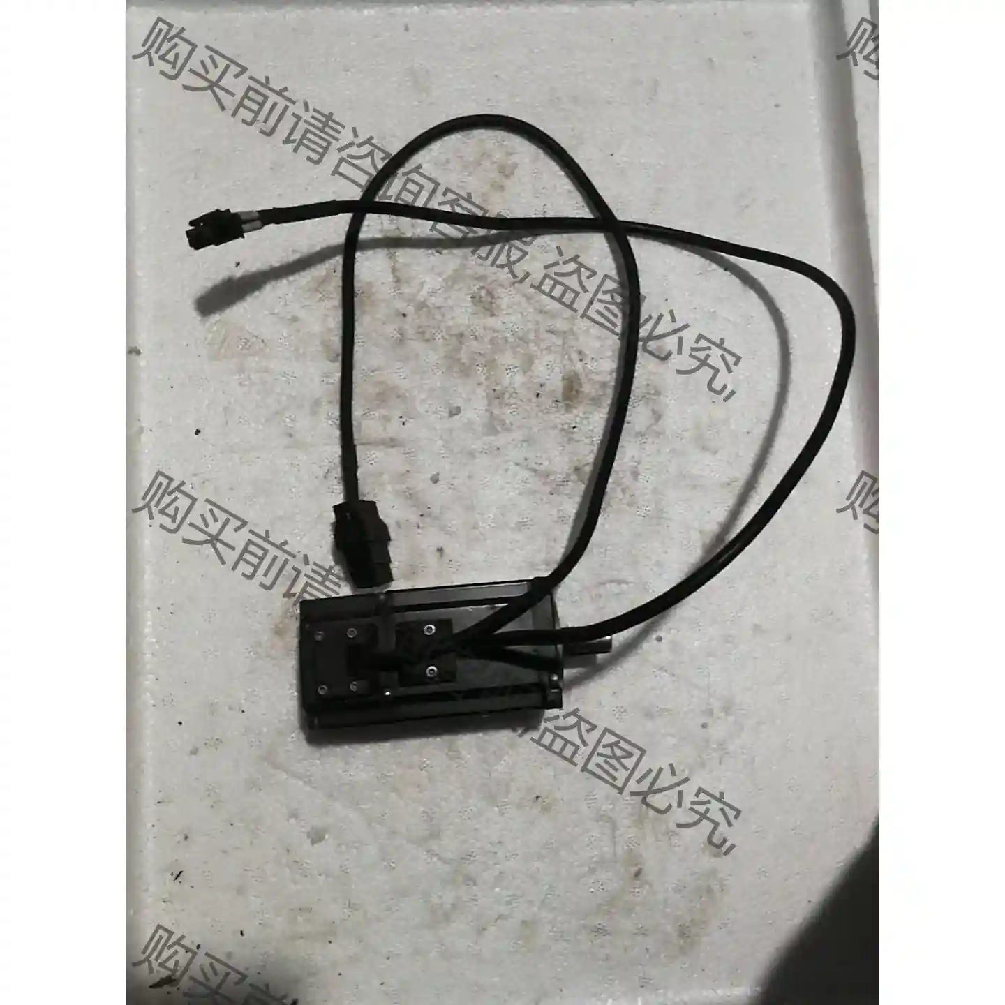 200W力川伺服电机，型号LCMT-02L02NB-60M0 议价再拍 拆机件