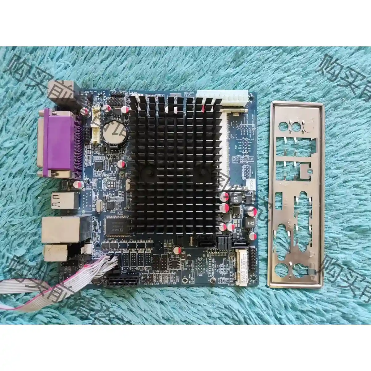 工业小主板一个,17x17,带挡板,d2550cpu,带hd 议价再拍 拆机