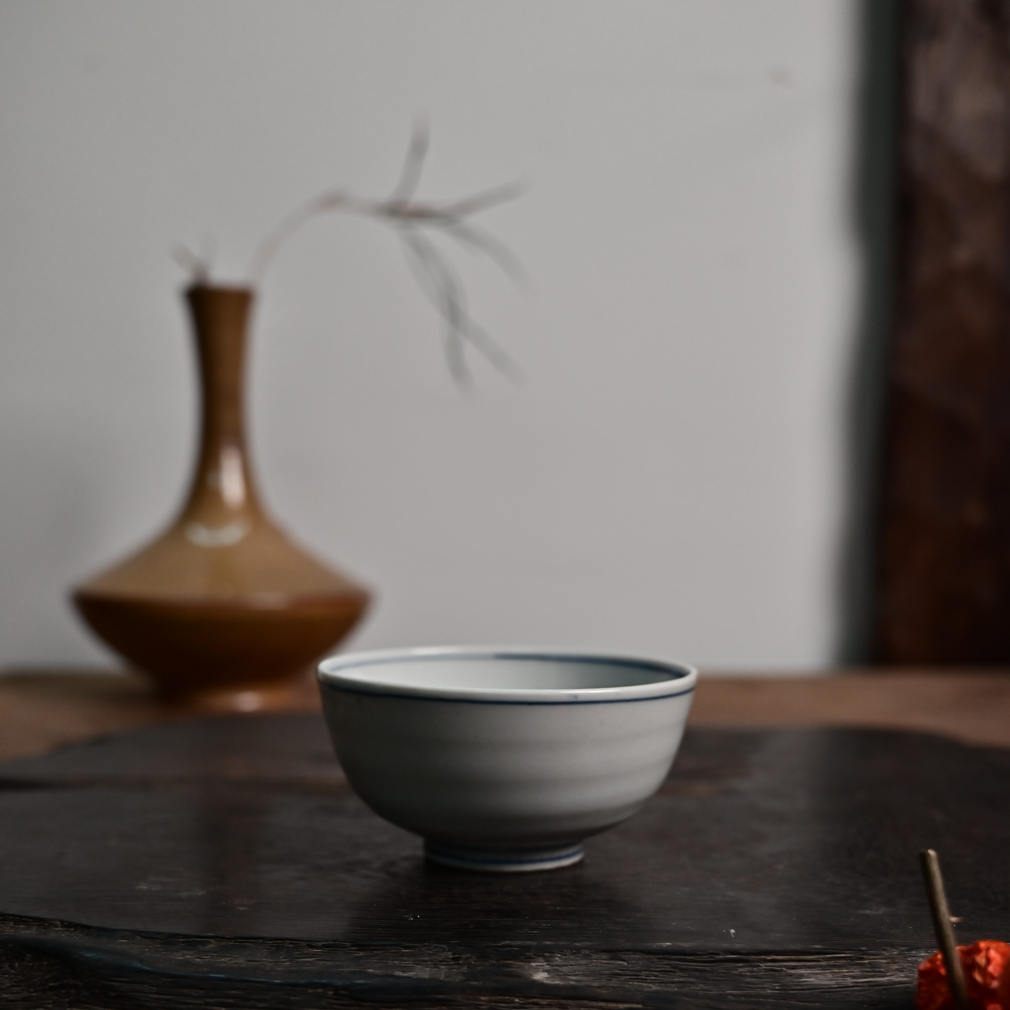 日本回流古伊万里青花手绘人物汤吞杯 茶杯 主人杯