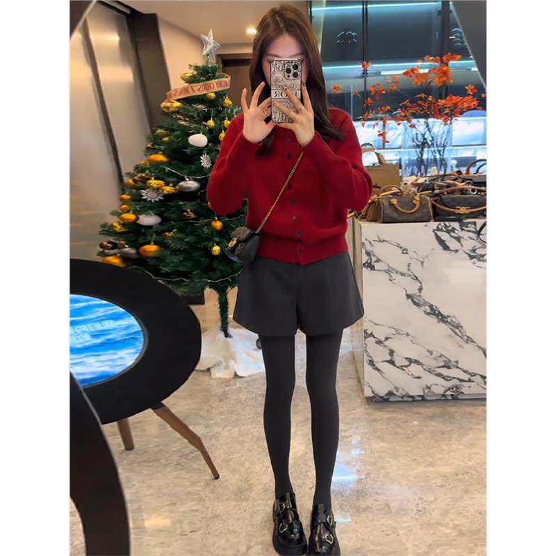 BLLOUKE秋冬搭配一整套女2024新款韩版时尚简约针织毛衣开衫短裤
