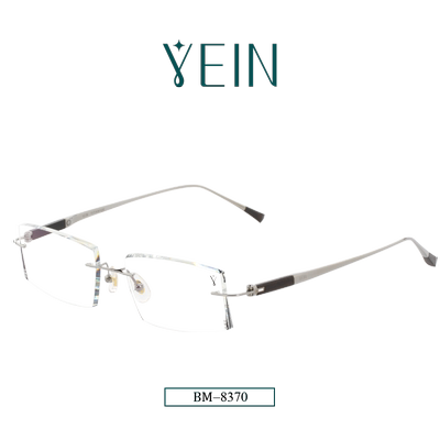 魅影男士时尚商务纯钛+檀木