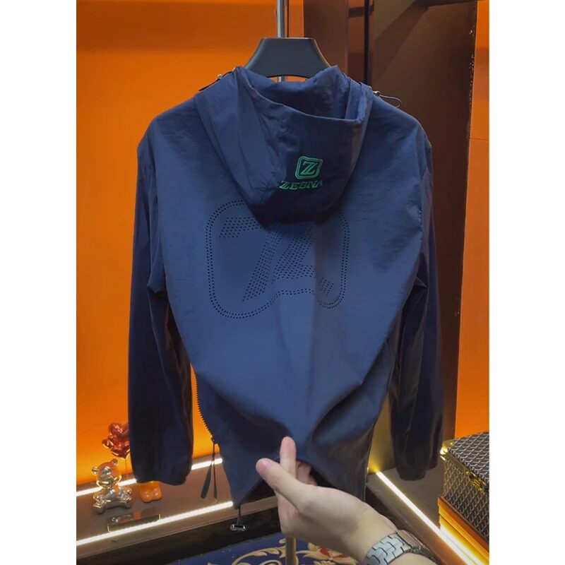 6167-春夏新款轻奢时尚百搭防晒服男士设计感户外轻薄款连帽夹克