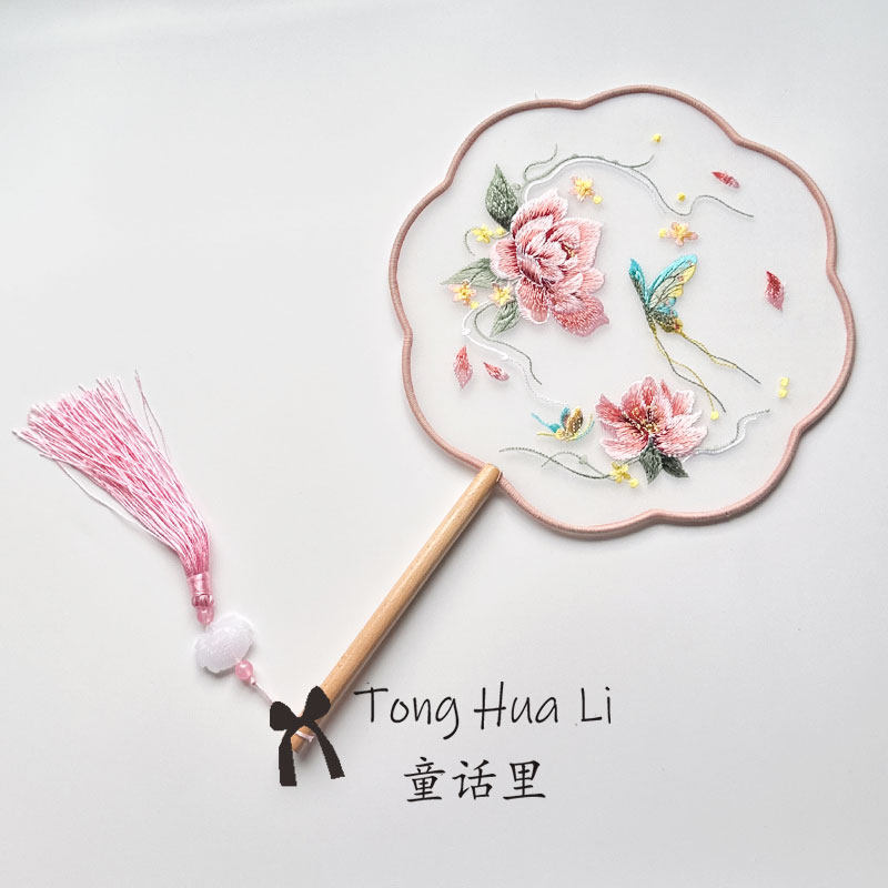 原创双面绣团扇刺绣绕丝包边古风扇八瓣栀子花舞蹈扇汉服专用扇图片