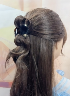 高级感水貂毛秋冬新款珠珠毛球抓夹发夹子甜美半扎盘发鲨鱼夹头饰