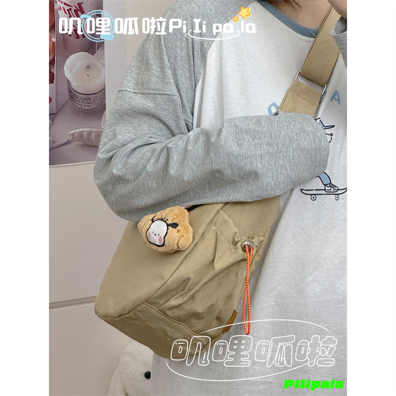 ins简约百搭休闲斜挎包女 2024复古大容量饺子包早八通勤单肩包男,箱包皮具/热销女包/男包,通用款女包,淘宝优惠券,粉丝福利购,淘宝优惠卷