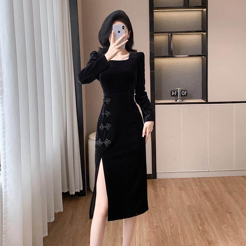 BLLOUKE黑色丝绒时尚连衣裙女秋冬长袖复古新中式开衩改良旗袍包