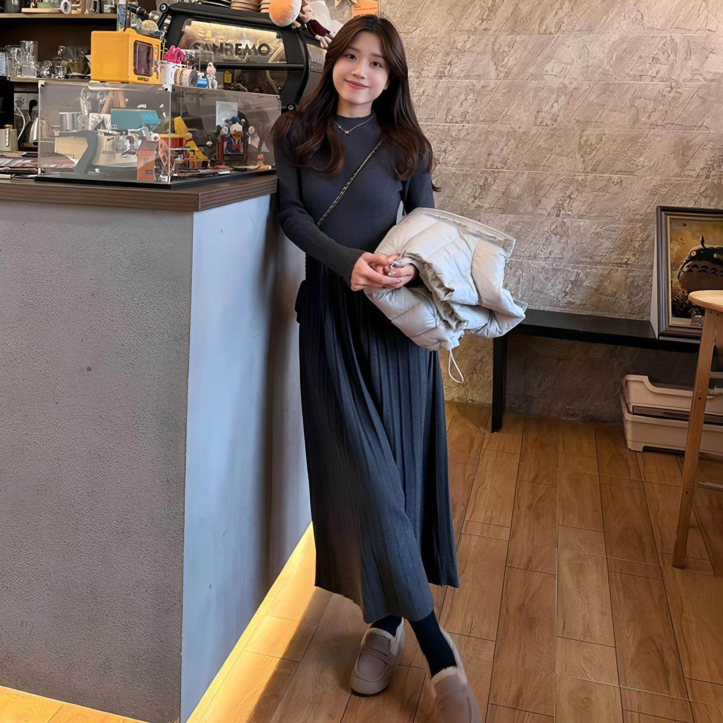 JOYIASS半高领长袖针织连衣裙女2025新款秋冬季巨好看的内搭打底