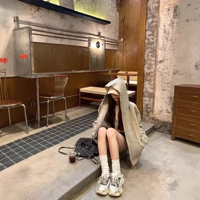 显瘦复古卫衣美式秋季上衣女装新款气质开衫连帽宽松条纹2025百搭