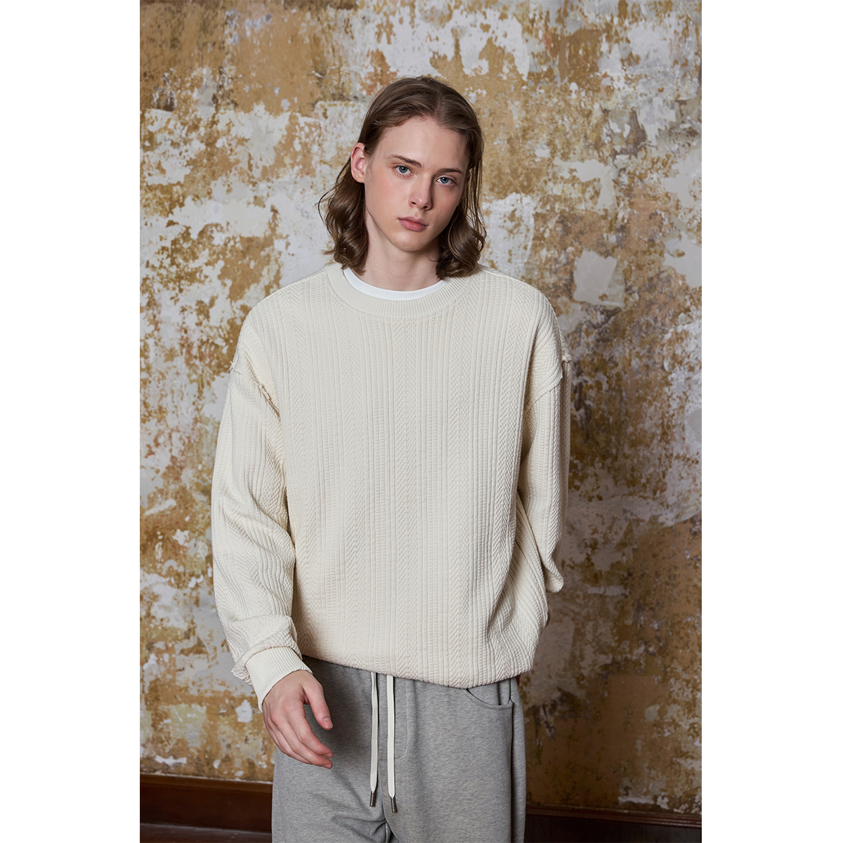 Ntalk 430克麻花肌理针织空气层面料高级米色不规则磨边套头卫衣