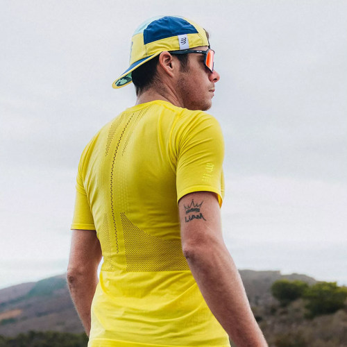 越野男子半拉链上衣速干轻量短袖