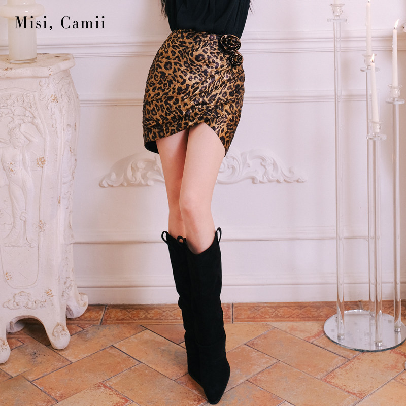Misi.Camii立体花黑金豹纹短半裙
