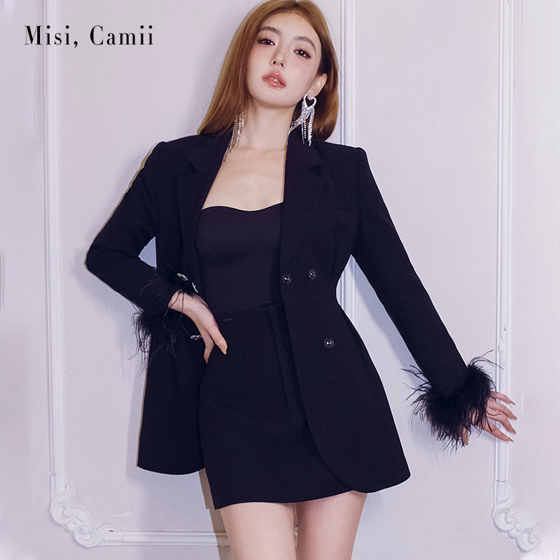 Misi.Camii2023早秋新款设计师品牌黑色A型超高腰短款西装裙裤
