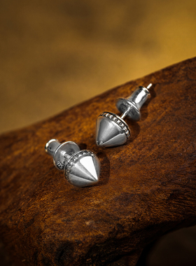 NATIVE STRANGER铆钉耳钉925银