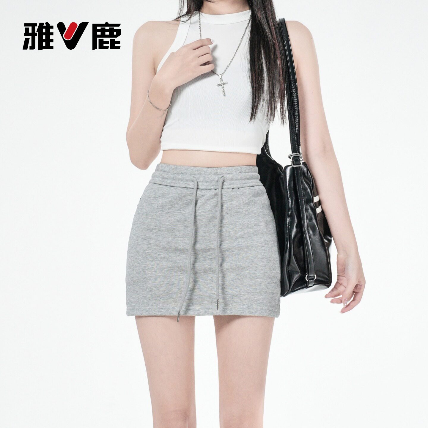 雅鹿灰色包臀半身裙女2026新款夏季小个子高腰辣妹a字运动短裙Y