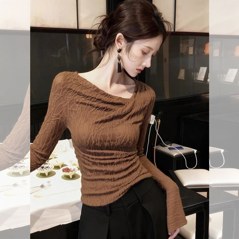 ROUMIKL高级感棕色褶皱荡领针织衫女秋季2025年新款修身显瘦内搭