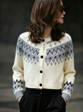 ROUMIKL复古风白色圆领单排扣针织开衫女款秋冬新时髦气质短款费