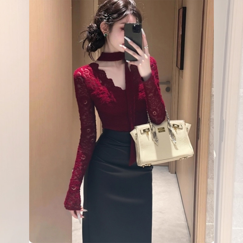 JOYIASS时尚晚宴风酒红色蕾丝衬衫女秋冬新款V领显瘦小衫独特漂亮