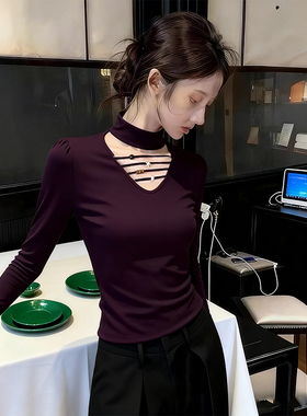 ROUMIKL深紫色半高领镂空长袖T恤女秋季新款今流行修身显瘦打底内