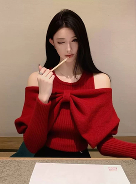 ROUMIKL圣诞风红色蝴蝶结露肩毛衣女款秋冬2025新款甜美减龄内搭
