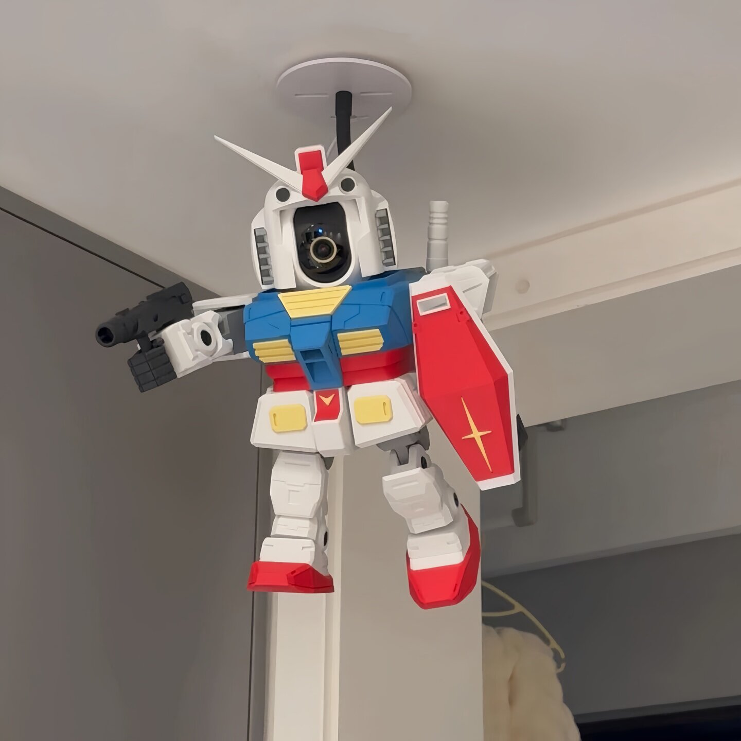 高达小米摄像头机甲模型外壳彩色机器人云台智能监控保护壳支架