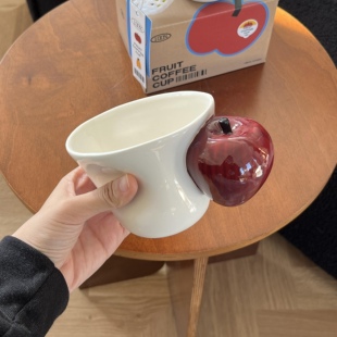创意苹果香蕉陶瓷杯情侣款马克杯圣诞节礼物送女生礼物喝水杯