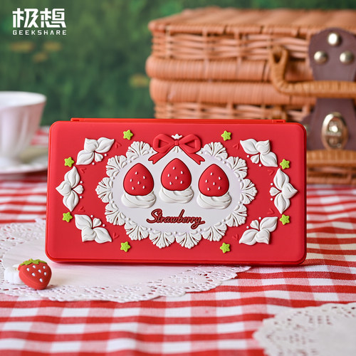 极想春日草莓24位大容量卡盒