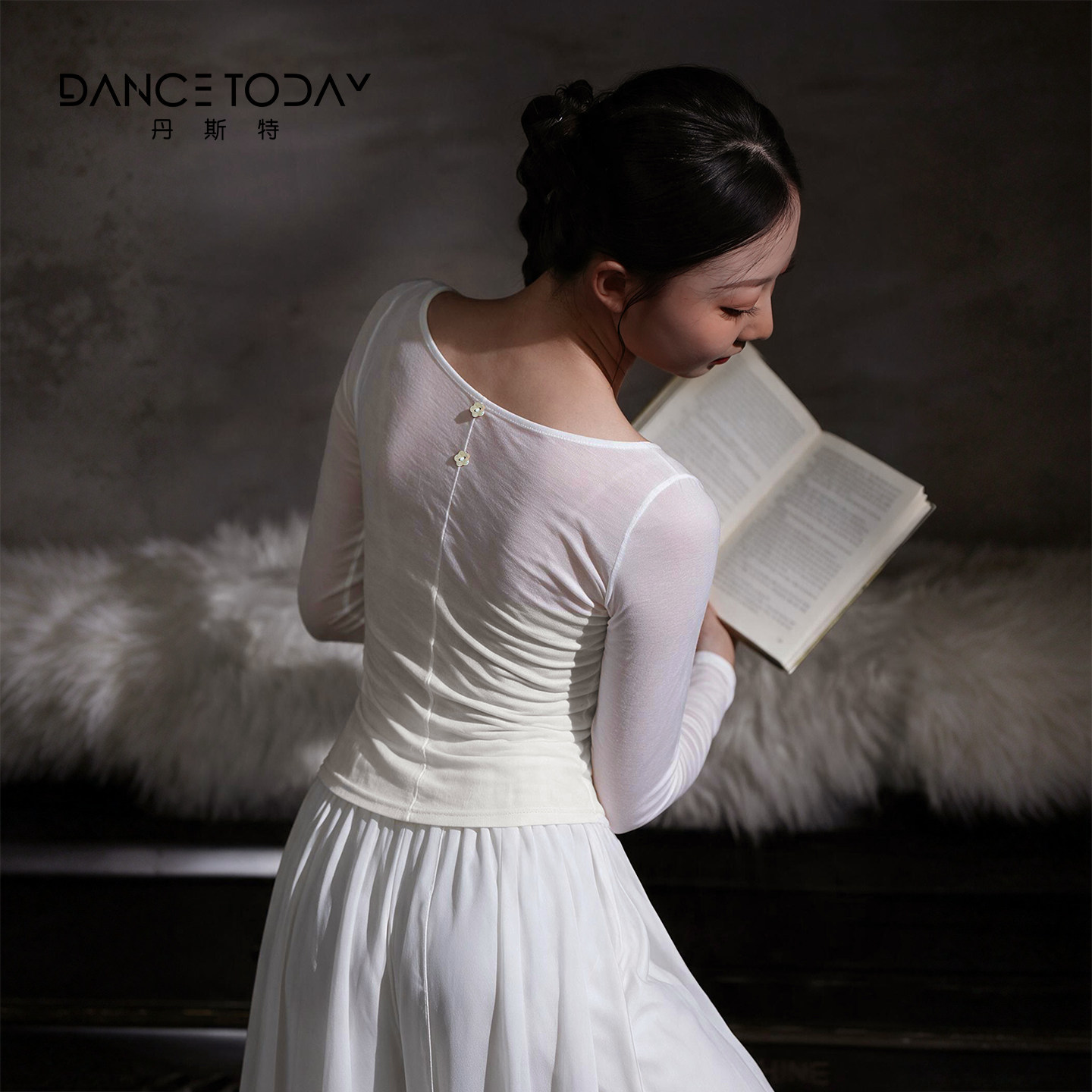 DanceToday现代舞服2026白色长袖形体服舞蹈练功服网纱设计感上衣