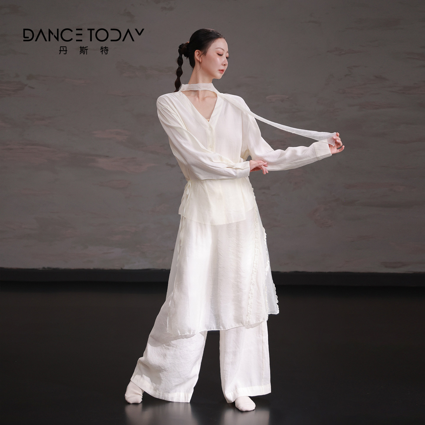 DanceToday现代舞蹈练功服女白色飘带长袖收腰舞蹈服上衣衬衫套装