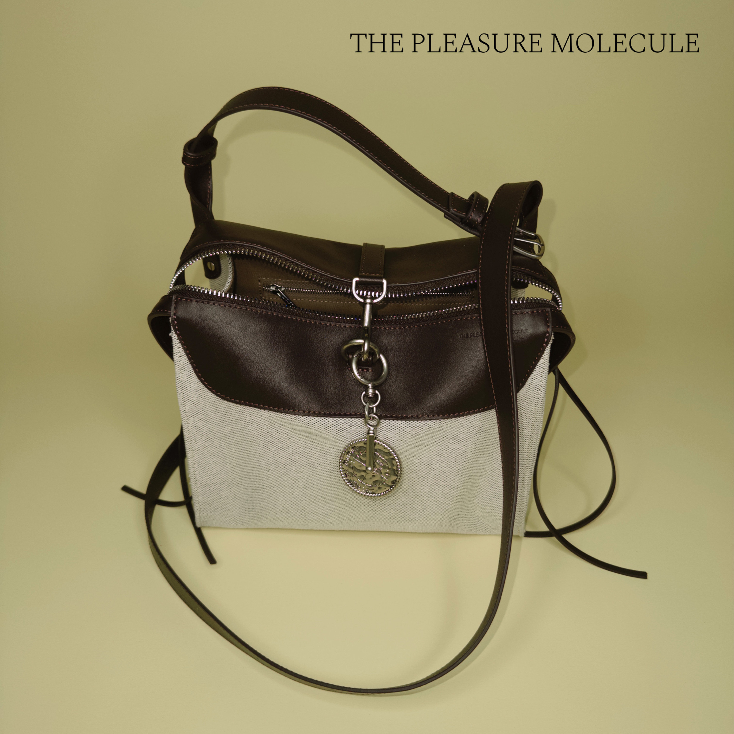 thepleasuremolecule漫游24
