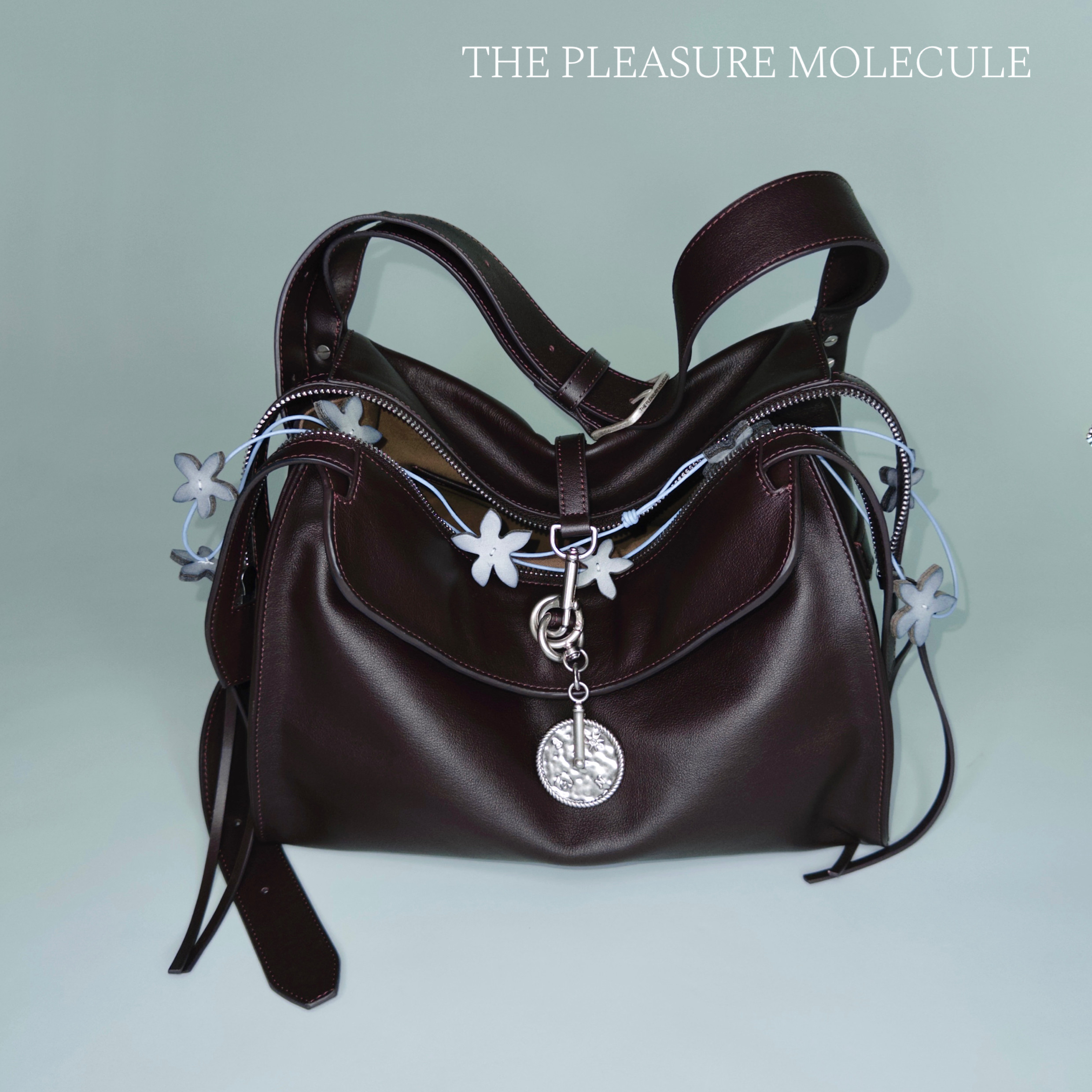 the pleasure molecule新款漫游包30牛皮单肩斜挎老钱风大容量 - 实物图