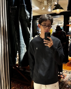 山羊Make自主 小马刺绣风格 黑色圆领卫衣长袖男女同款 cleanfit