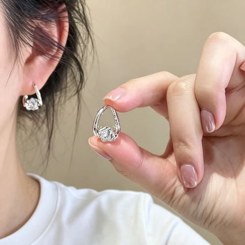 轻奢简约银色扭扭锆石方糖耳扣女