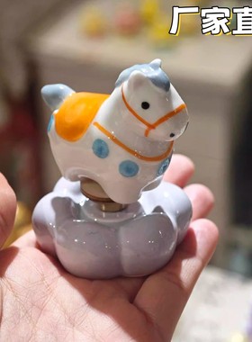 景德镇陶瓷小马转转摆件吉祥物
